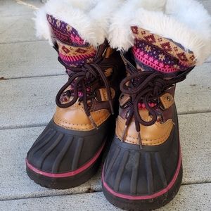 London Fog girl's boots
